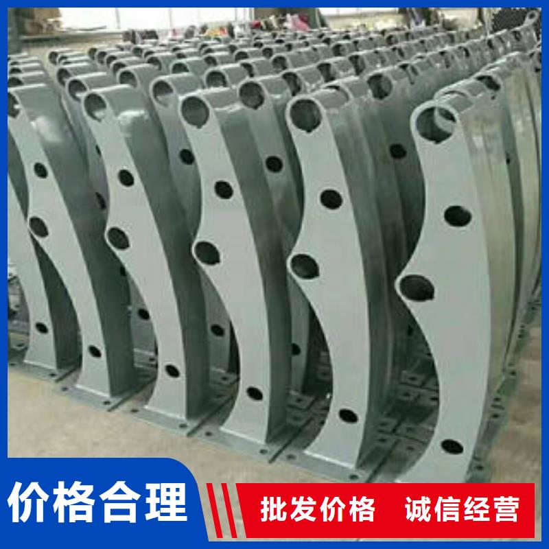 不锈钢碳素钢复合管护栏_桥梁护栏立柱库存量大