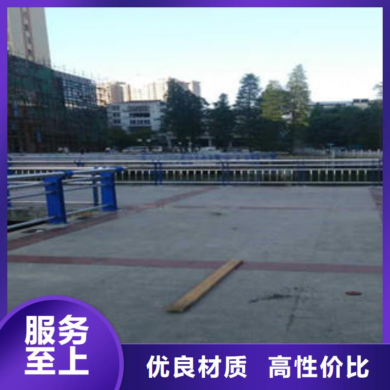 不锈钢碳素钢复合管护栏_桥梁护栏立柱库存量大