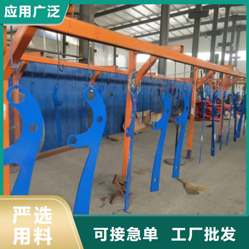 防撞立柱_河堤护栏实拍展现