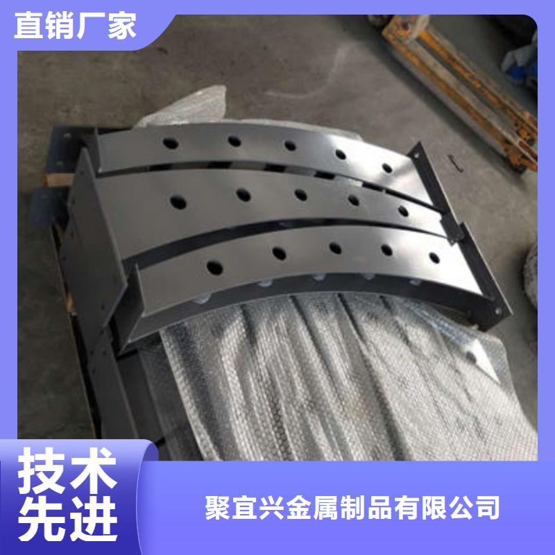 防撞立柱木纹景观护栏可零售可批发