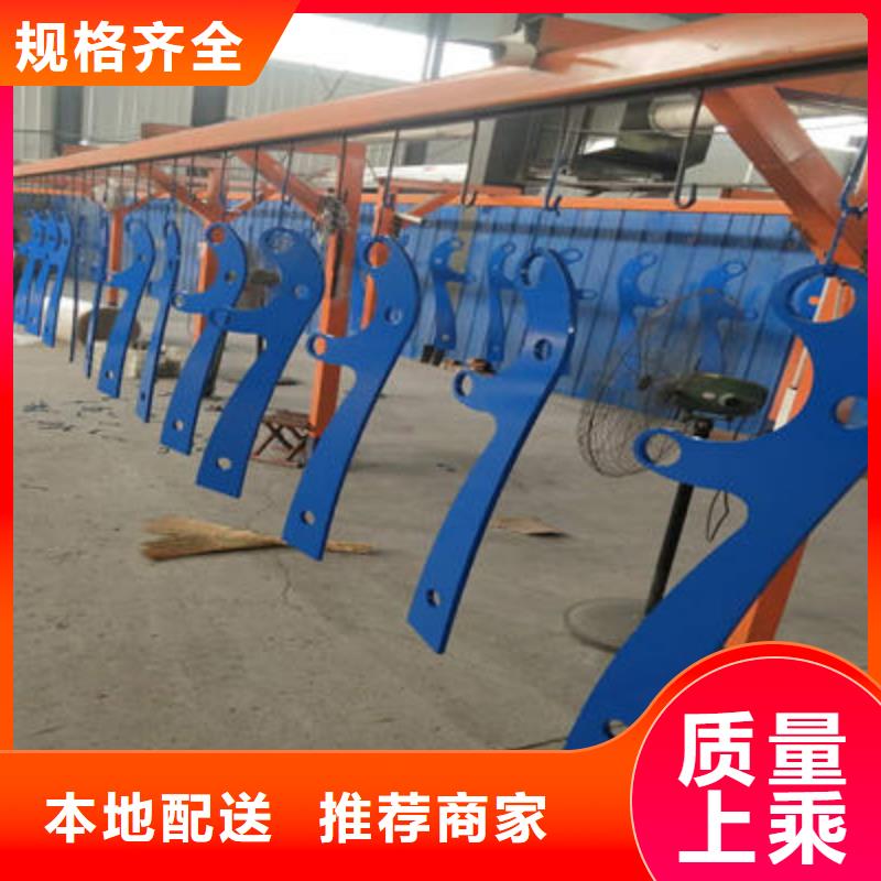 防撞立柱木纹景观护栏可零售可批发