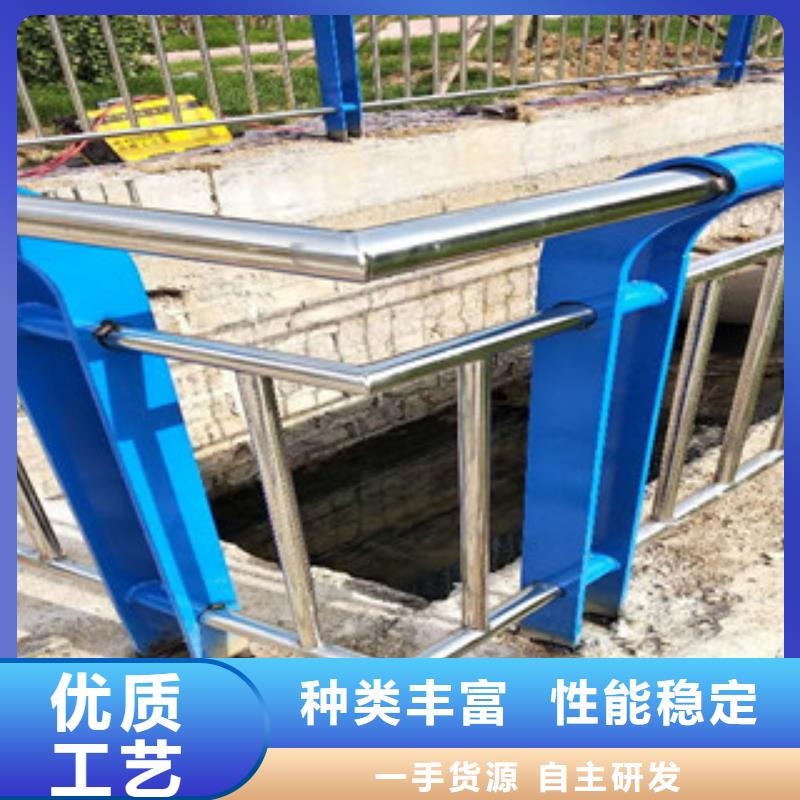 景观木纹护栏防撞立柱技术先进