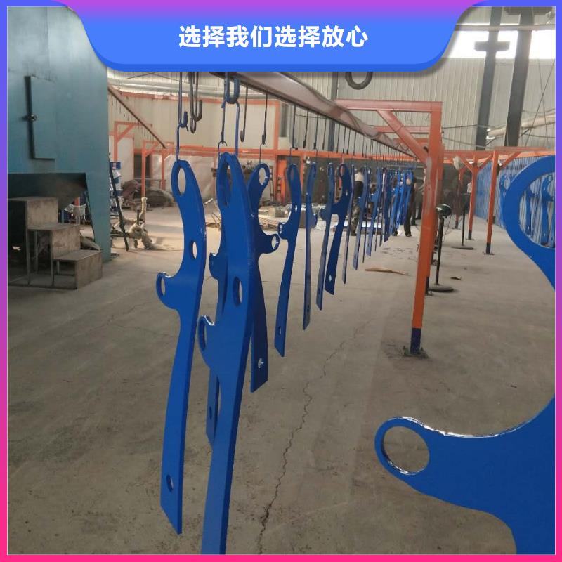 【防撞护栏国道抗冲击围栏产地工厂】