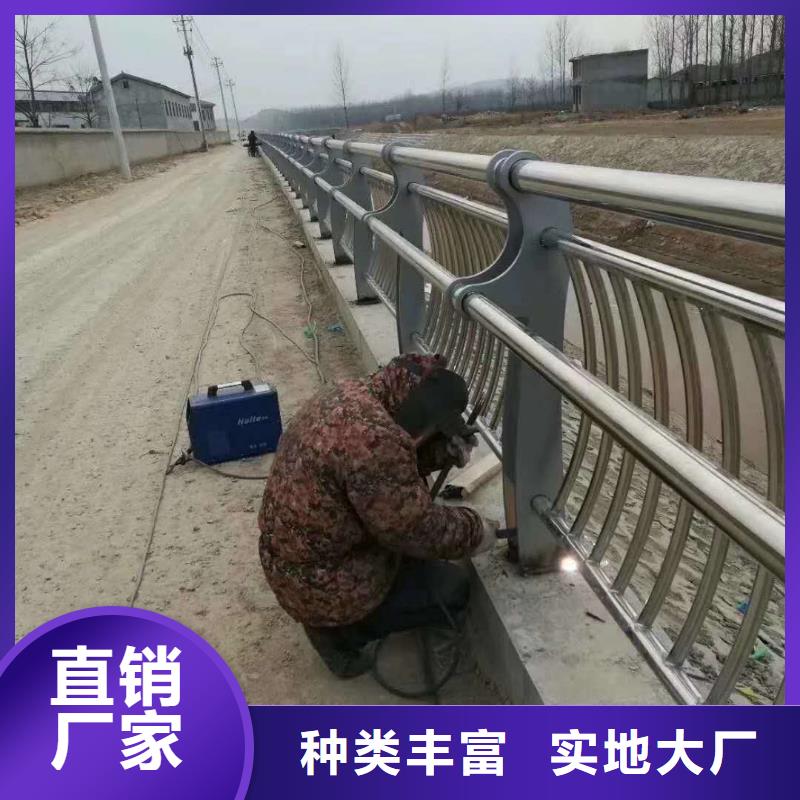 道路护栏,公路护栏让客户买的放心