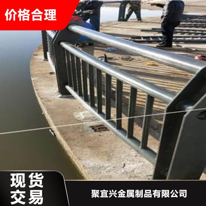 灯光护栏道路防撞护栏细节决定成败
