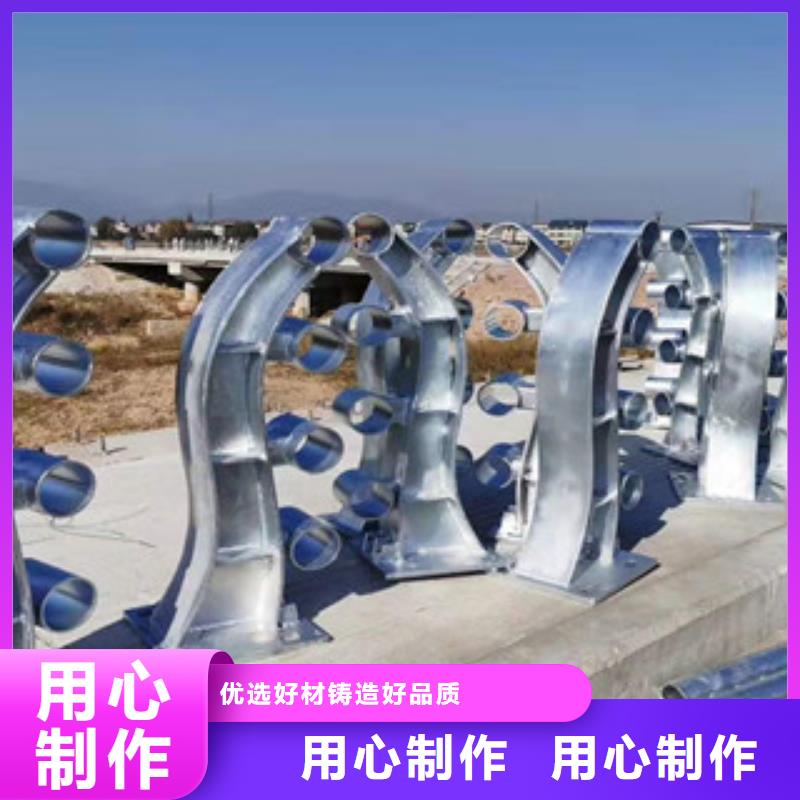 防撞护栏,镀锌管喷塑护栏定金锁价