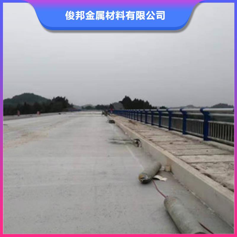 不锈钢护栏市政道路防护栏长期供应