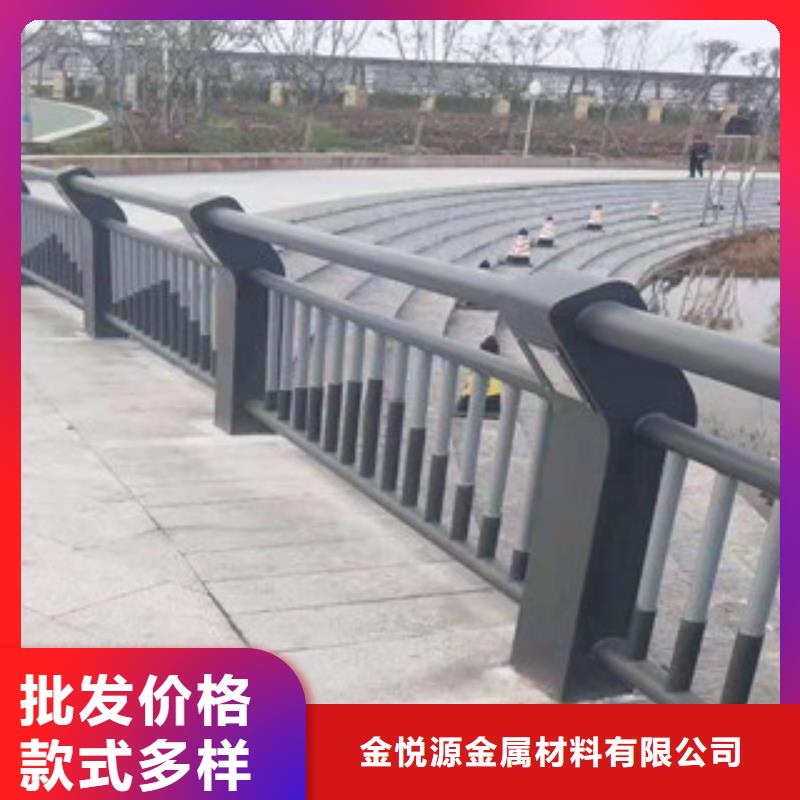 【复合管中央分隔栏打造行业品质】