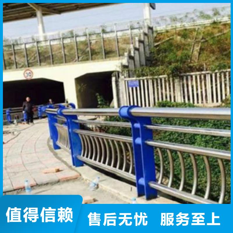 景观桥梁护栏热镀锌立柱精心选材