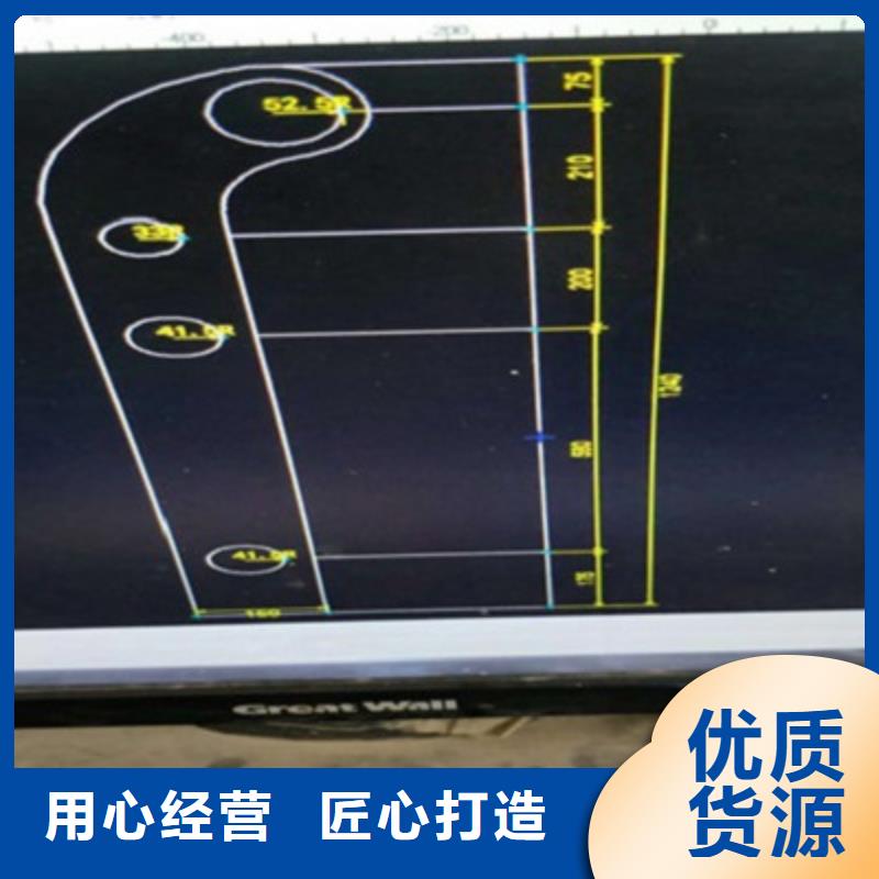 不锈钢防护栏不锈钢复合管护栏
实体诚信厂家