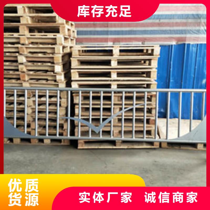 不锈钢复合管防撞立柱种类齐全