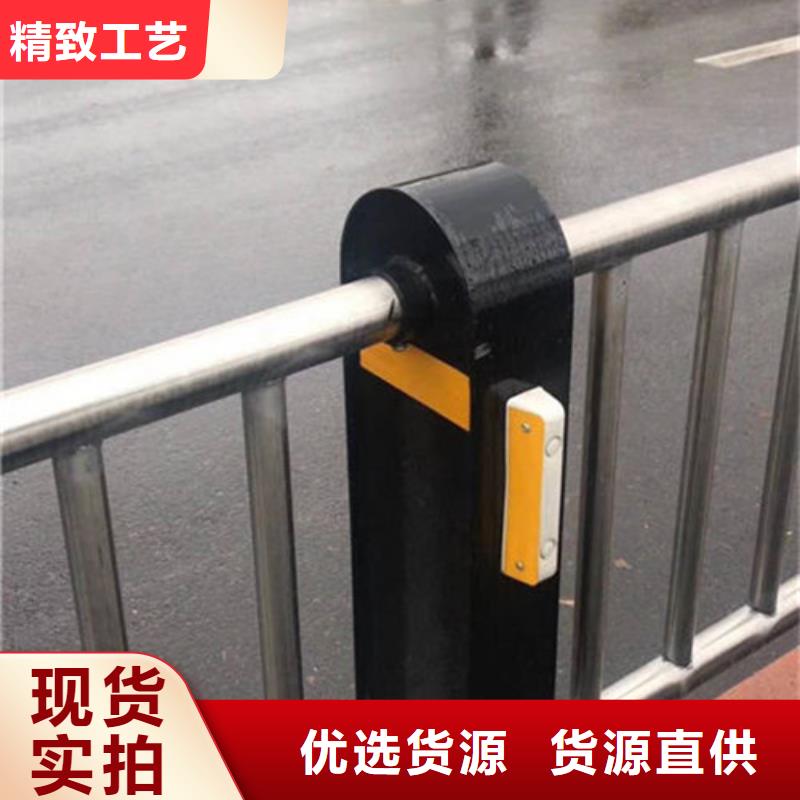 不锈钢复合管防撞立柱种类齐全