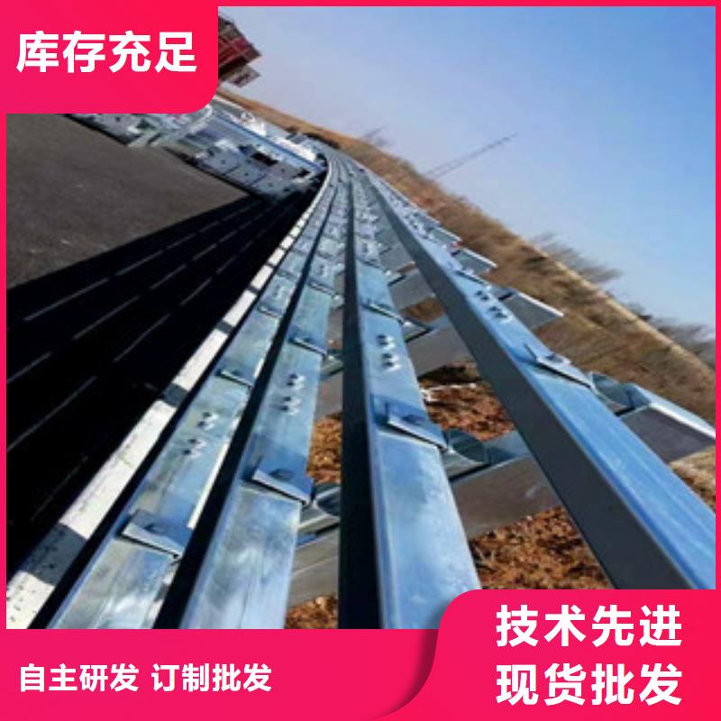 厂家供应Q345桥梁护栏耐低温镀锌防撞栏杆自洁性好