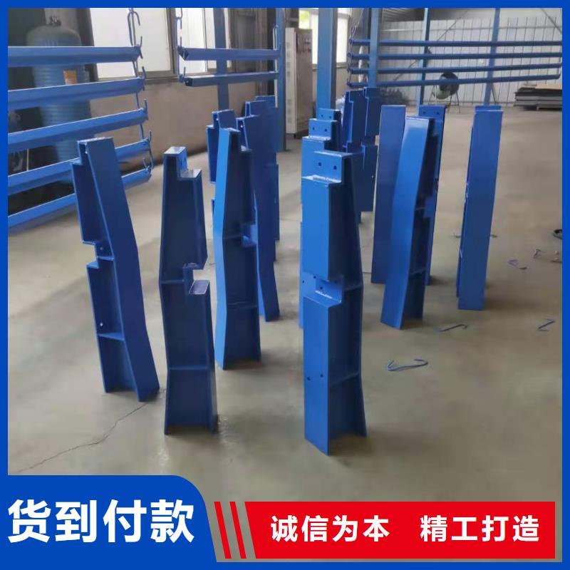灯光护栏,桥梁防撞栏杆加工不断创新