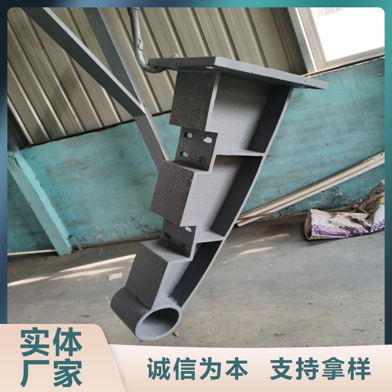 氟碳漆河道防撞栏杆造型别致