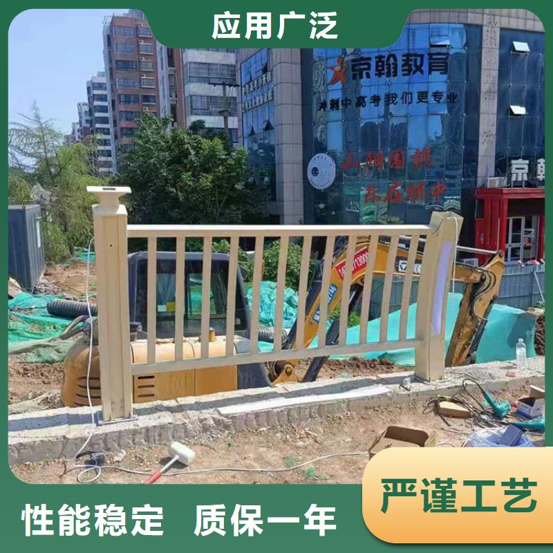 镀锌管河道防护栏表面光滑