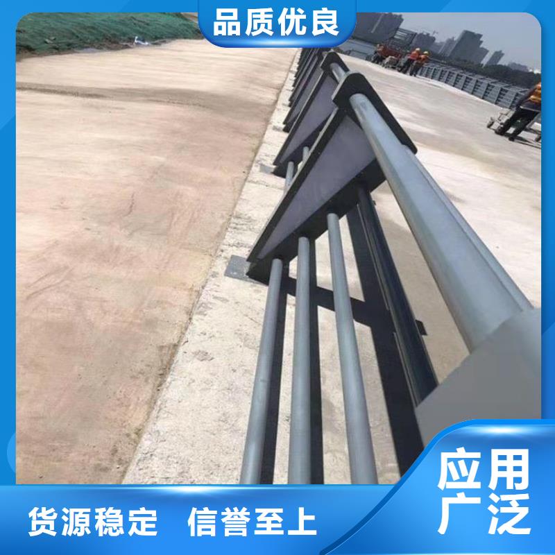 锌钢桥梁防撞护栏安装方便