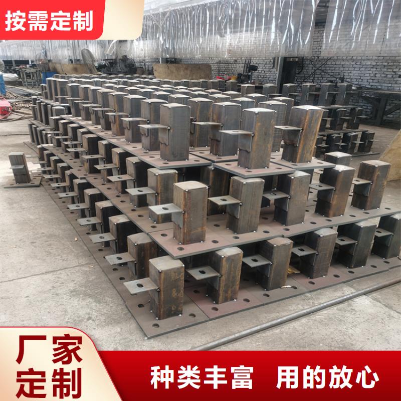 铝合金灯光防撞护栏厂家按期交货