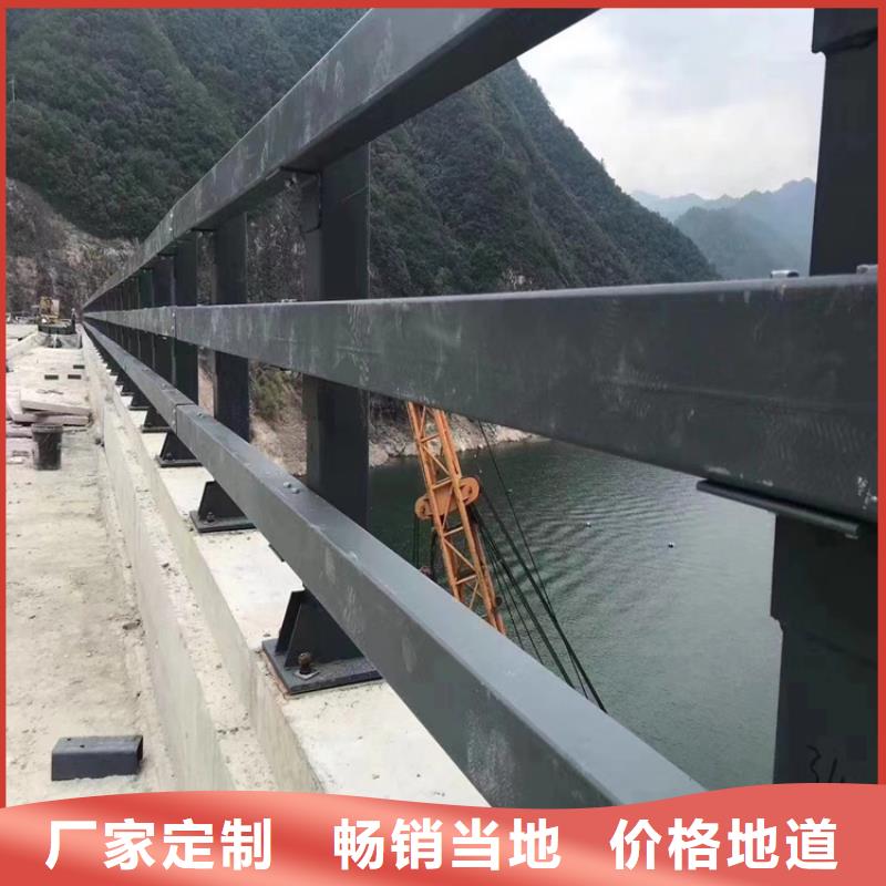 镀锌管桥梁防护栏做工精细