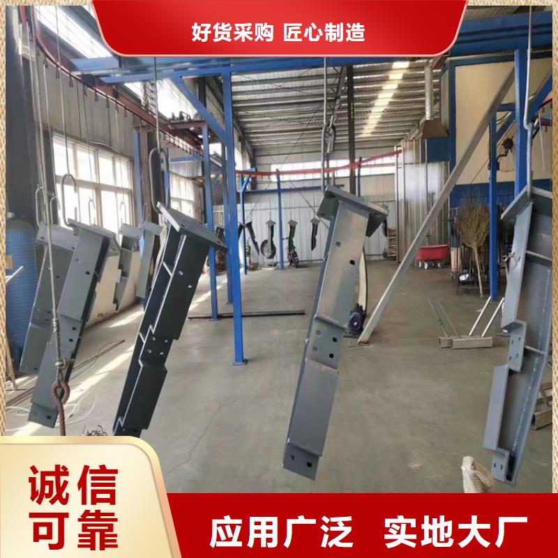 氟碳漆喷塑防撞护栏规格多样厂家有信誉