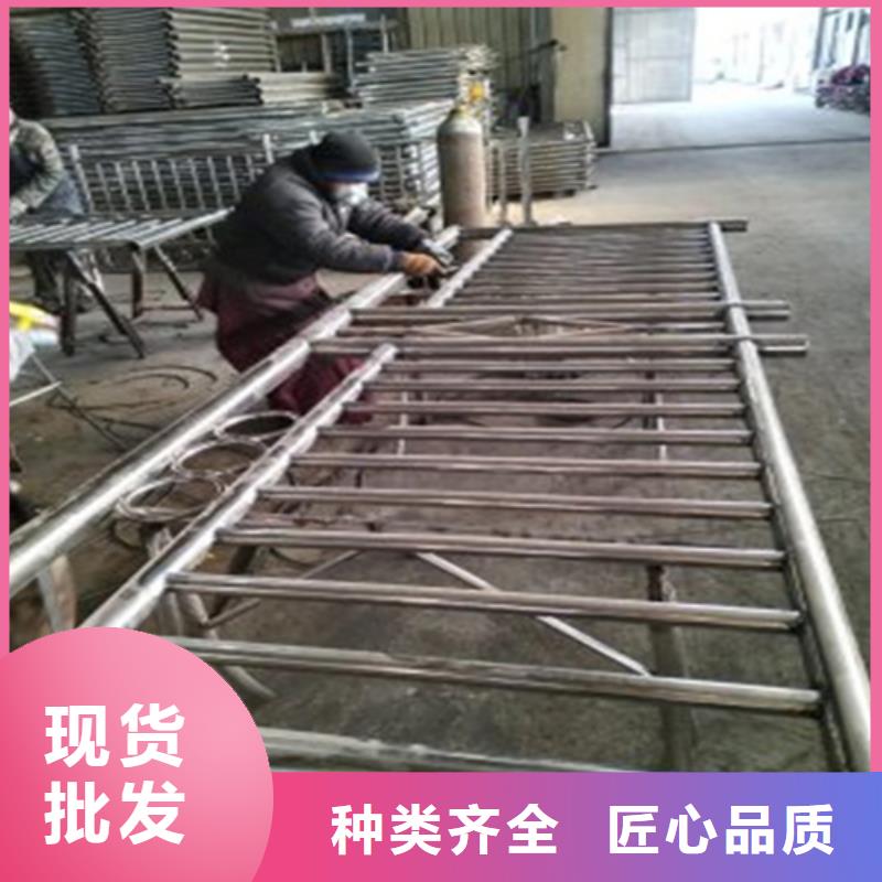 现货供应波形防撞护栏_生产厂家