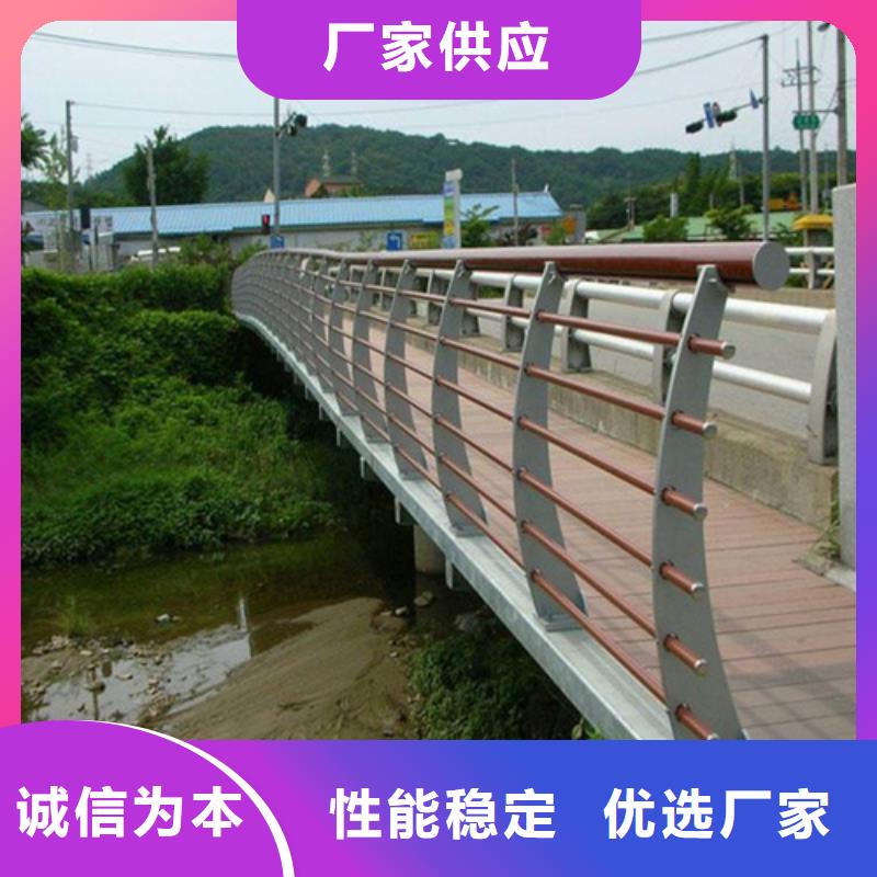 河堤隔离栏杆、河堤隔离栏杆生产厂家-