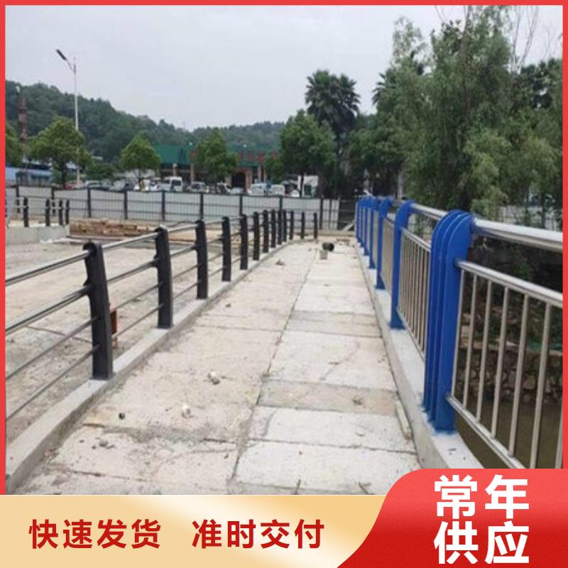 桥梁护栏-灯光复合立柱库存量大