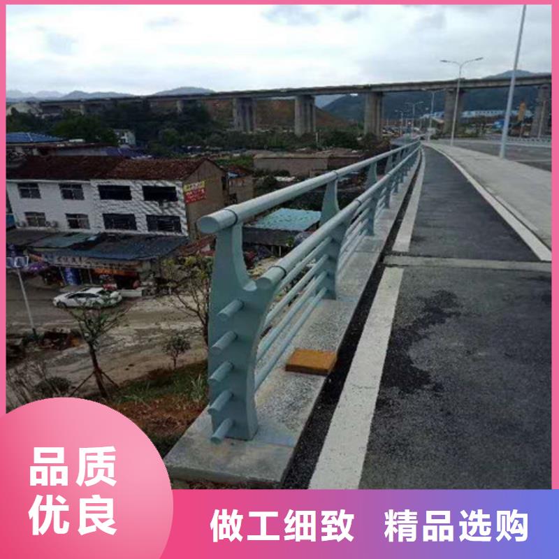 公路隔离护栏亮度好