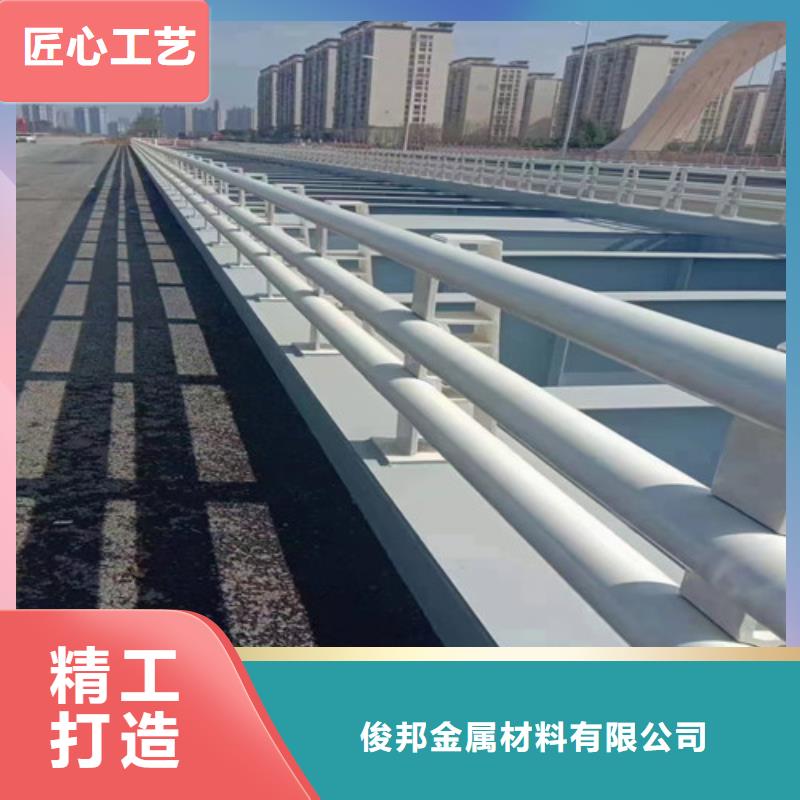 不锈钢复合管护栏厂好产品在这里