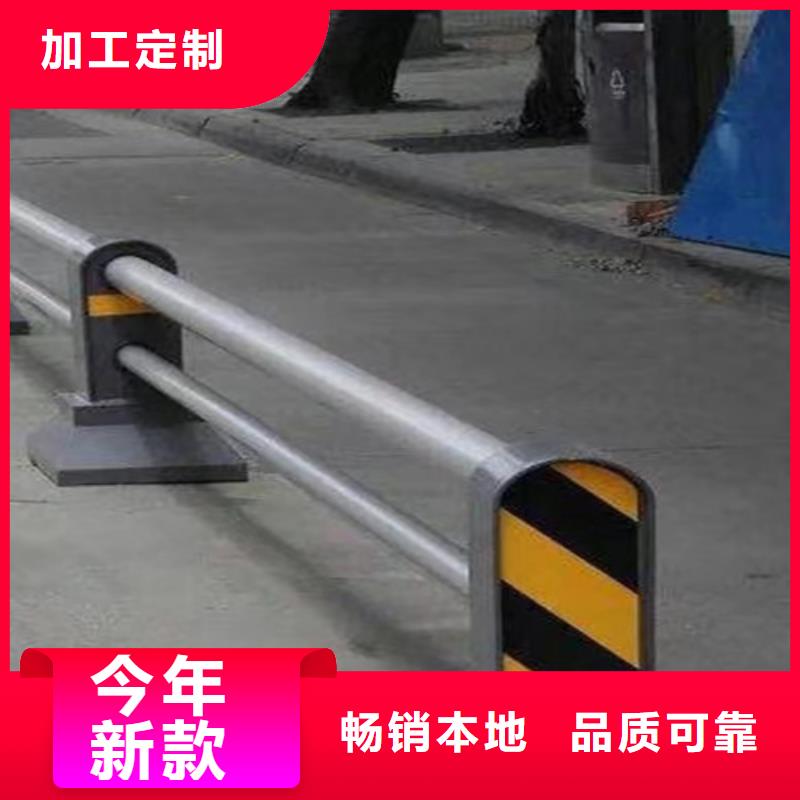 不锈钢栏杆立柱镜面光泽