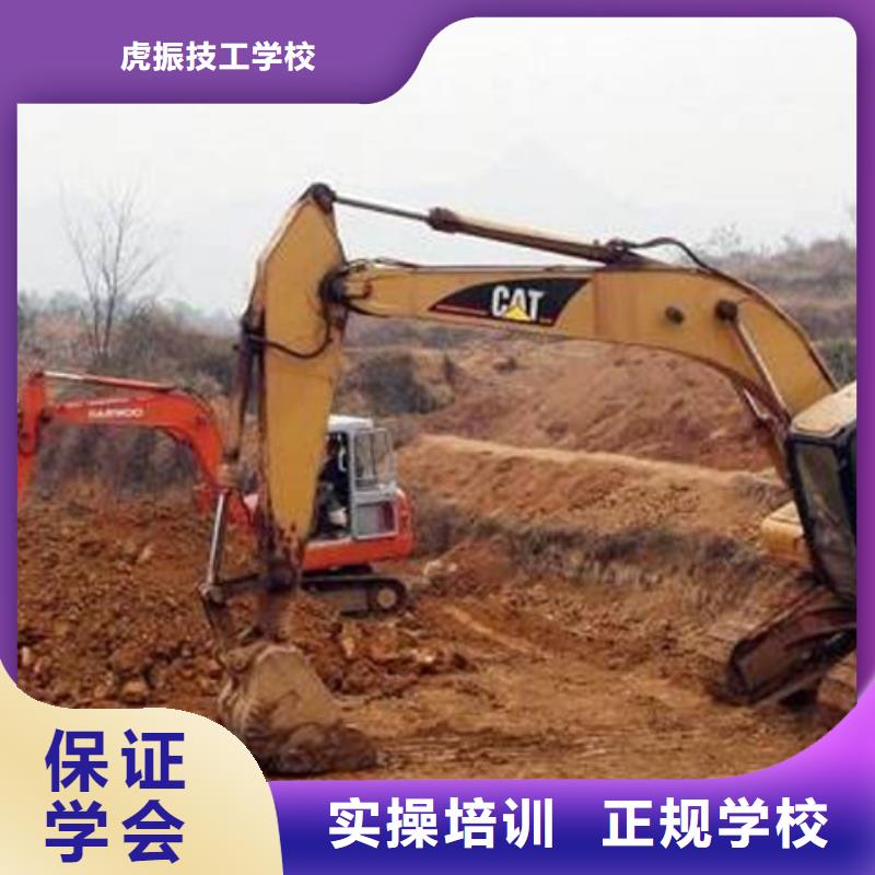 哪里有铲车培训学校设备新场地大
