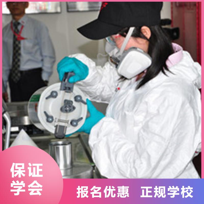 学汽车装饰装潢学费多少钱钣金喷漆技校招生电话学不会免费再学