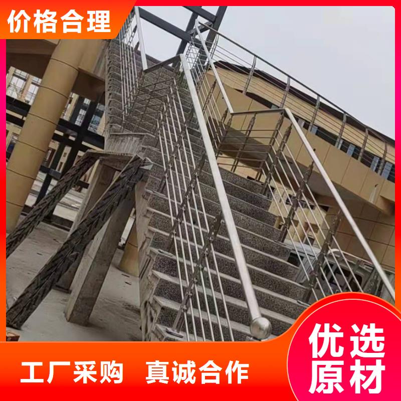 河道桥梁防撞护栏厂家直供