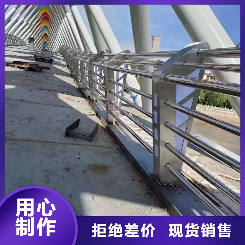 铁艺河道护栏多少钱一米