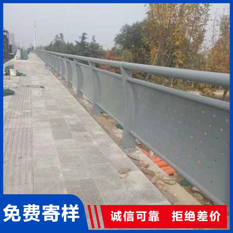 桥梁护栏产品实物图