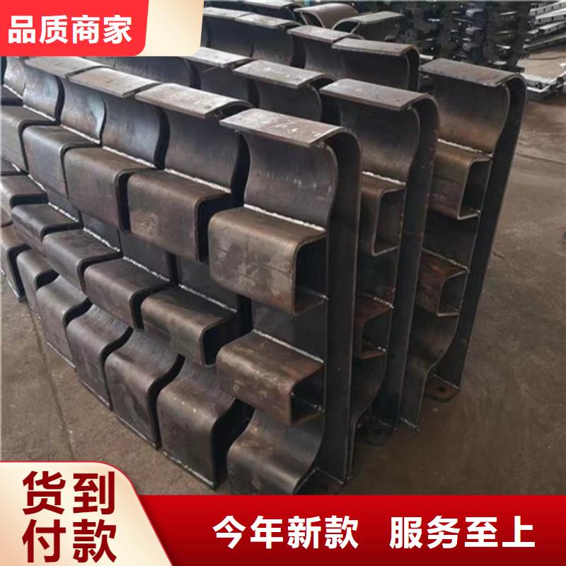 碳素钢复合管护栏大型厂家直销