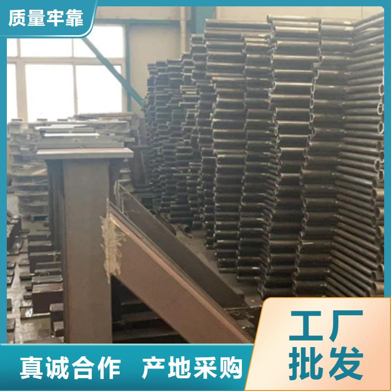 公路防撞护栏、公路防撞护栏厂家直销-认准聚晟护栏制造有限公司