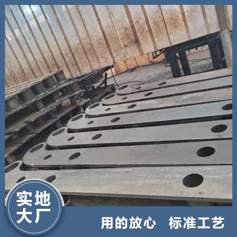 镀锌防撞护栏_厂家定制