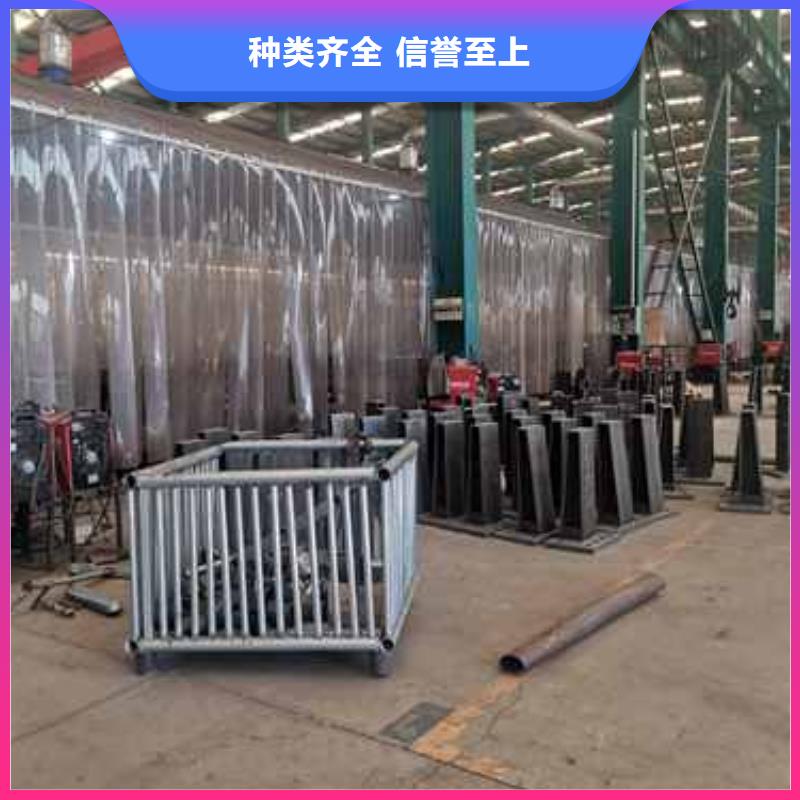 买金属梁柱式中央防撞护栏选择实体厂家