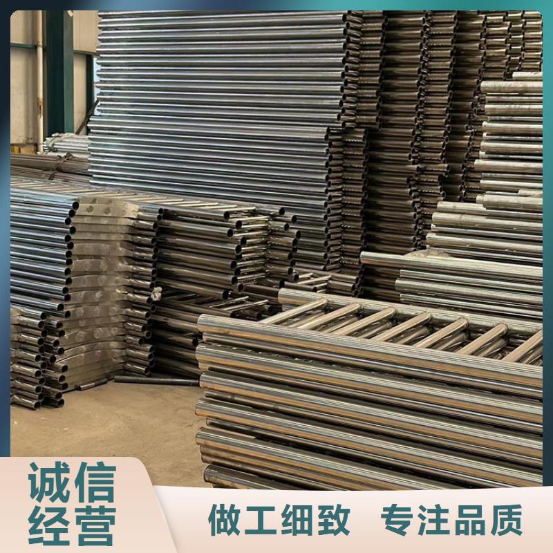 优质的不锈钢碳素钢复合管栏杆认准聚晟护栏制造有限公司