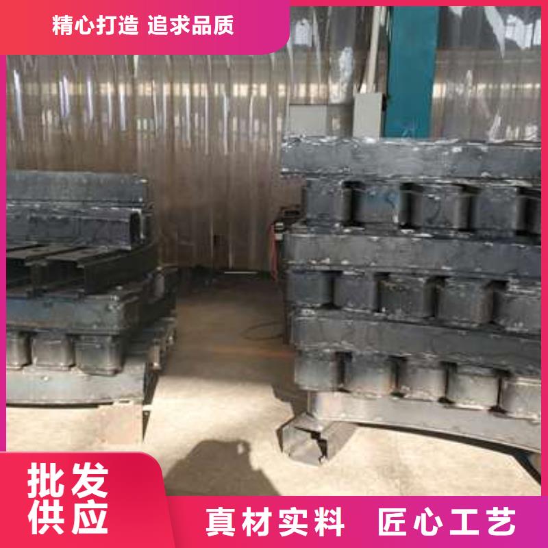 选择正规灯光护栏厂家