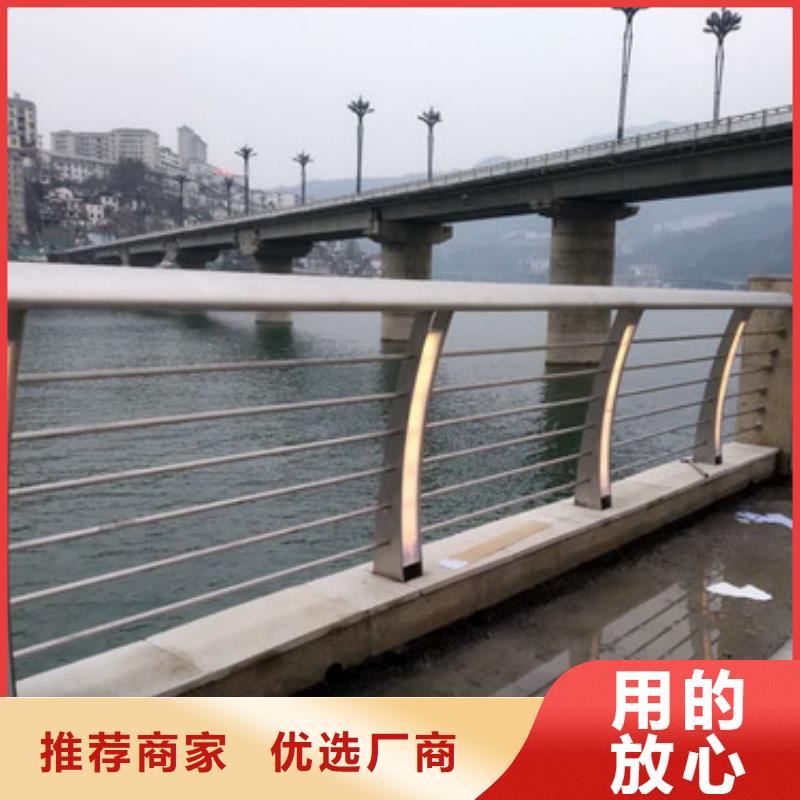 东方市城市过街天桥护栏形式