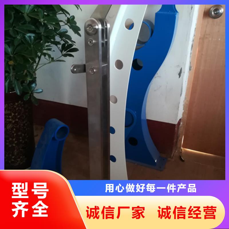 桥梁护栏,河堤护栏品质可靠