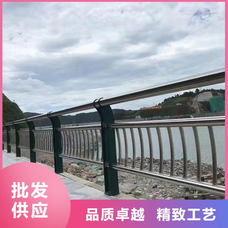 口碑好有实力价格便宜的天桥灯箱护栏生产厂家