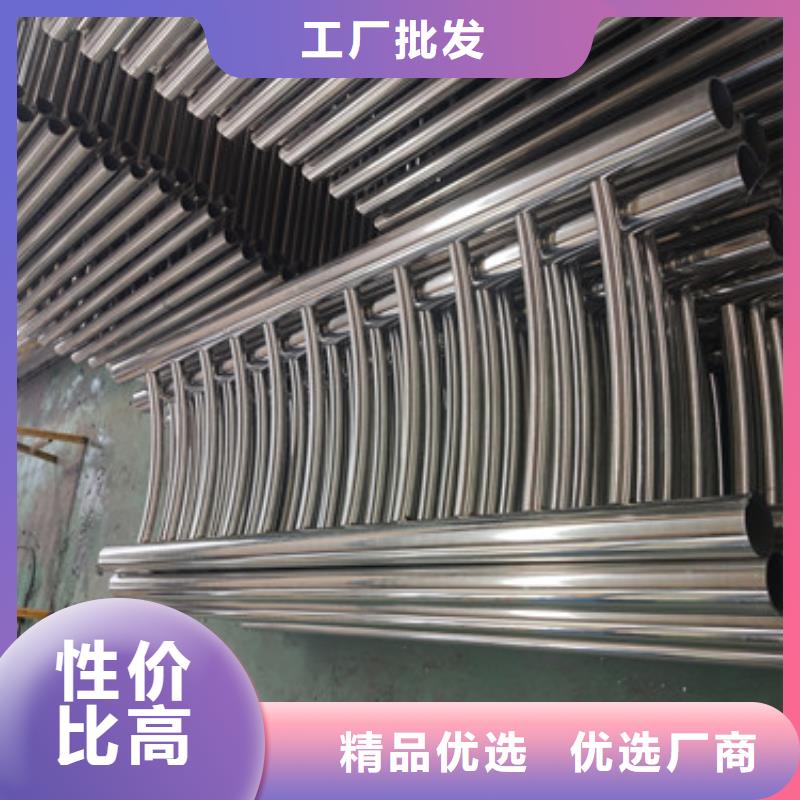 桥梁防撞不锈钢防撞灯箱氟碳漆护栏多少钱一平米