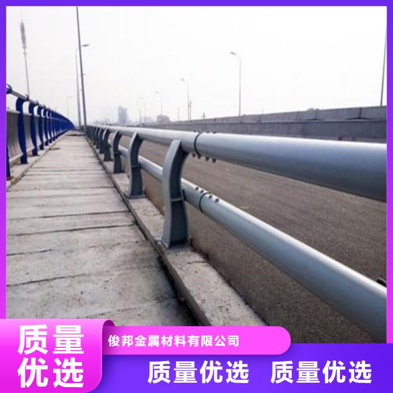 有现货的不锈钢钢丝绳护栏供应商