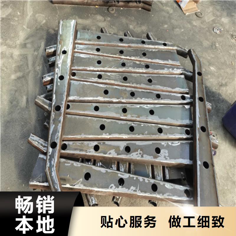 选购304不锈钢复合管护栏认准鑫海达金属制品有限公司