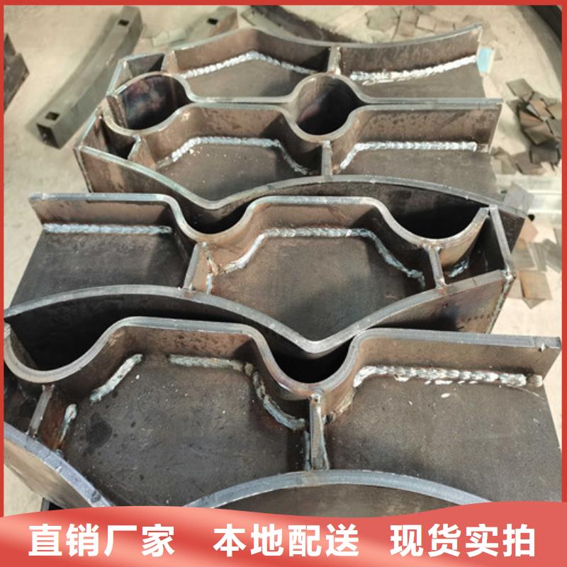 防撞钢护栏低廉坚固