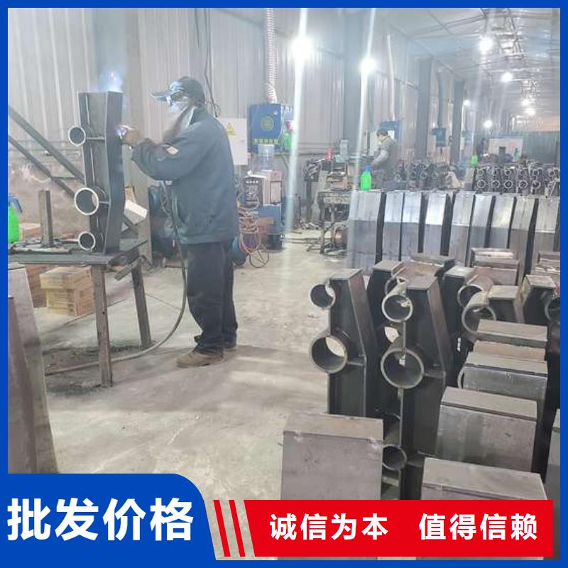 公路桥梁防撞护栏经久耐用