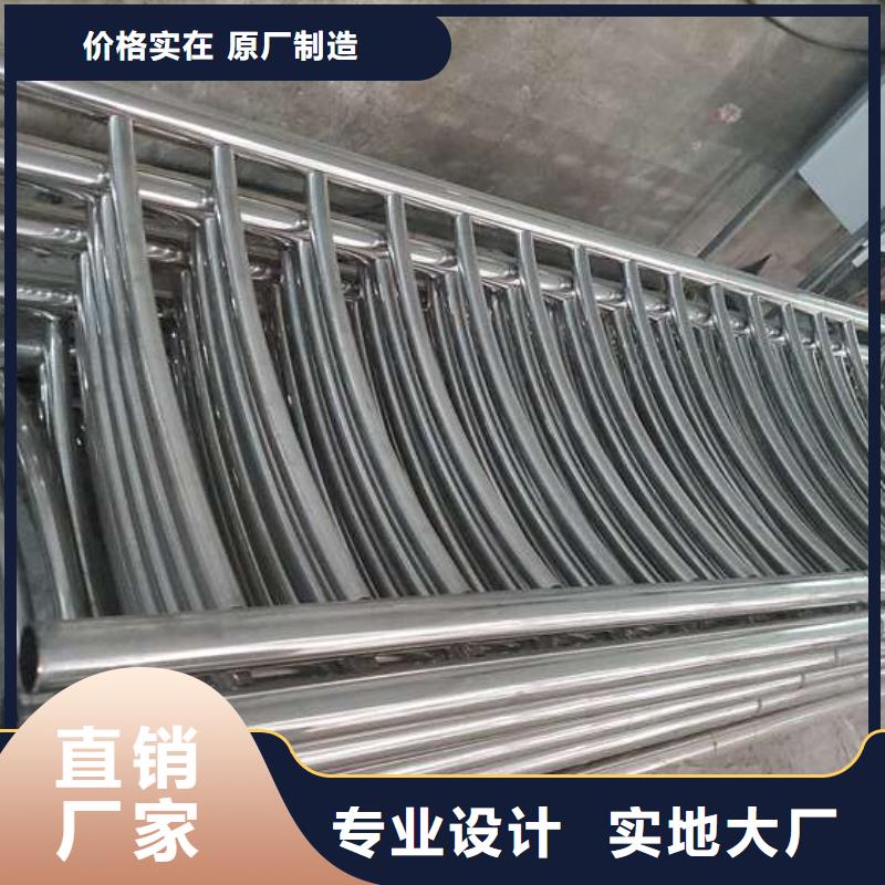 热镀锌道路护栏结实耐用